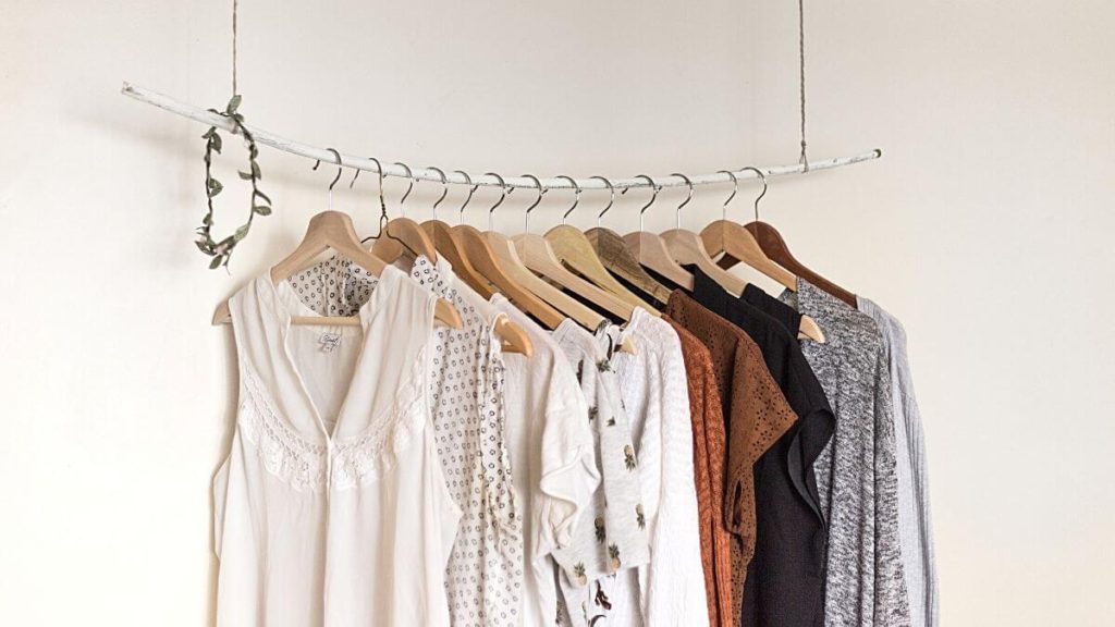 How You Can Actually Make Money on Poshmark - Authentically Del